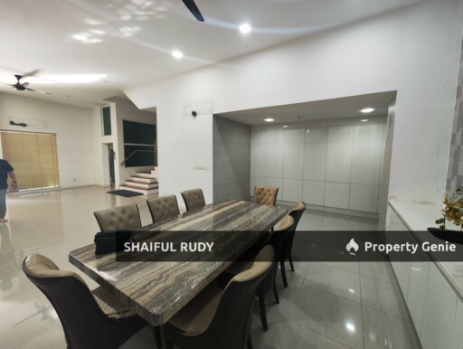 Want to sell. 3 Storey Semi-D The Refflisia Damansara Perdana