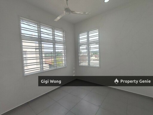 For Rent Double Storey Endlot House
