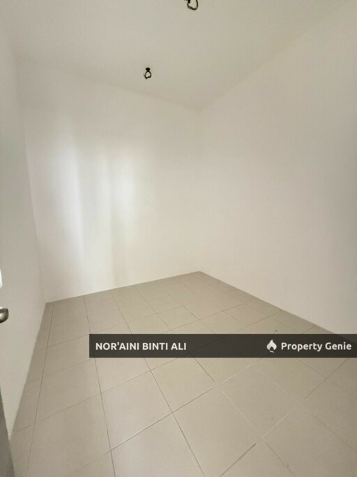 Rumah teres 1 setengah tingkat bdr Kuantan Putri, Sg Soi, Kuantan