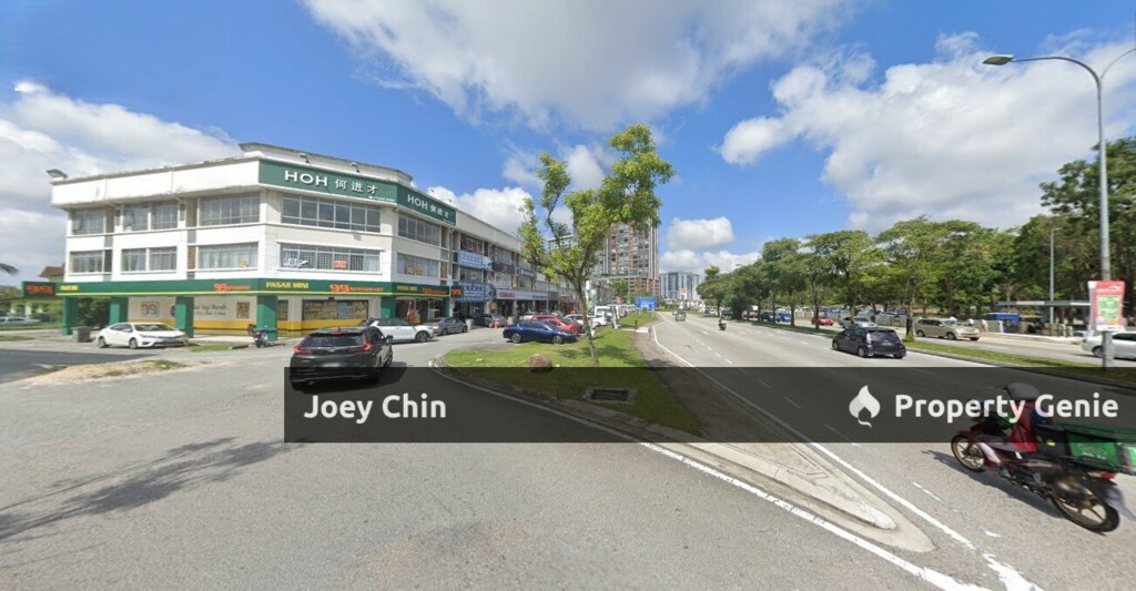 Mount Austin Shop Lot Main Road Frontage, High Exposure, Opposite Sultan Ismail Hospital.