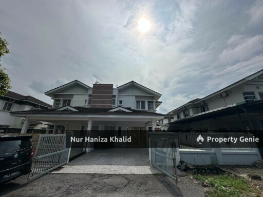 Double Storey Semi D Taman Tasik Semenyih