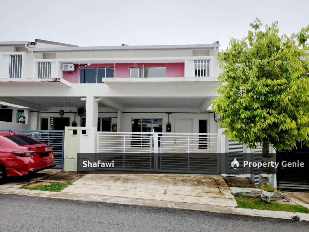 TIARA SENDAYAN DOUBLE STOREY