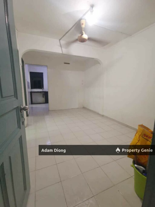 Blok 10 @ TAman Tun Aminah Ground Floor Flat