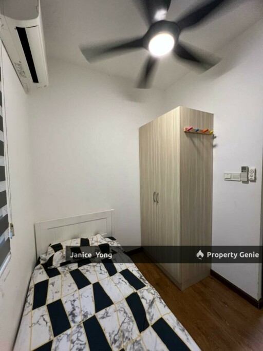 Country Garden Central Park Tampoi