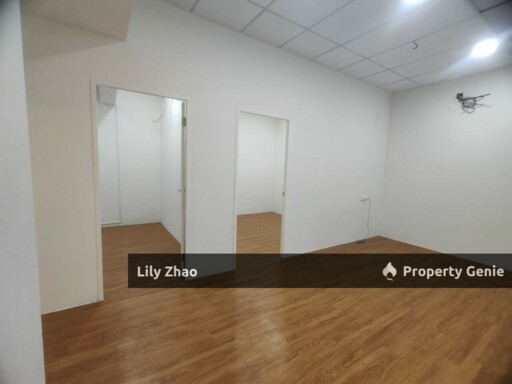 Office Room for Rent, 400 sqft, Private Toilet, Newly Renovated, Prime Area, 2nd Floor Grand Plaza Putatan 5 Town, Kota Kinabalu