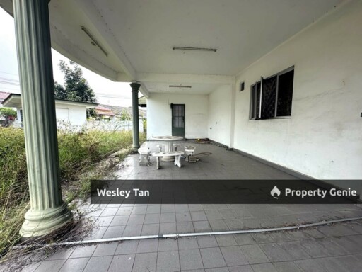 Kampung Lapan Double Storey Corner Terrace House For Sale – Huge Extra Side Land