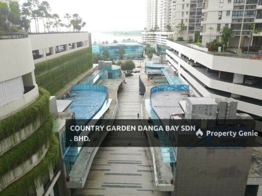 Bay Point @ Country Garden Danga Bay