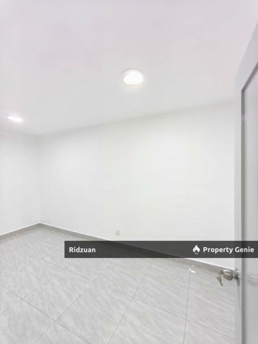 Bukit Indah - Double Storey Fully Renovated