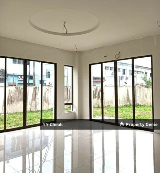 Ipoh Double Storey Unoccupied Bungalow For Sale 10k sq ft
