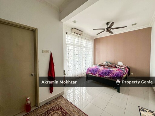 Freehold & Renovated | 2 Storey Terrace, Tmn Pelangi Semenyih 2 (Oakberry) @ Semenyih.