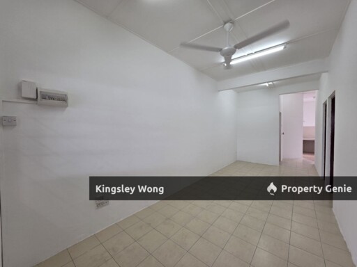Botani Freehold Facing Field Single Storey Terrace House Renovated Unit