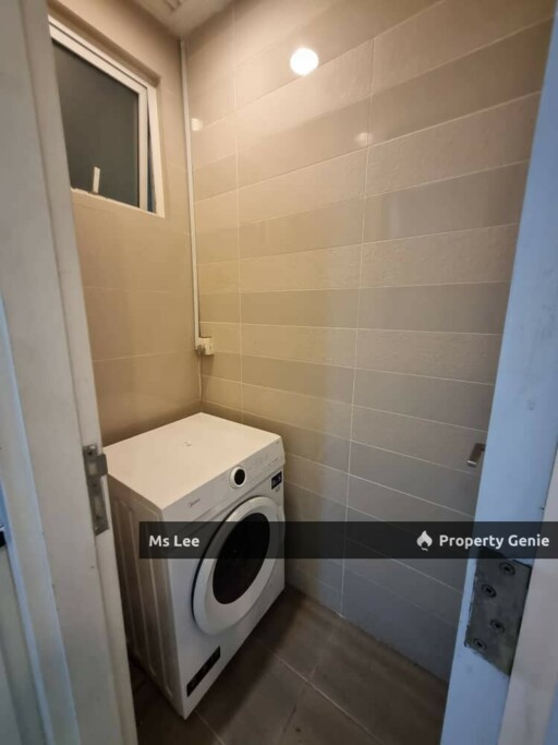 Binjai 8 @ KLCC -Near LRT, Level 13a facing Troika, Ready unit,Open for Reservation Now