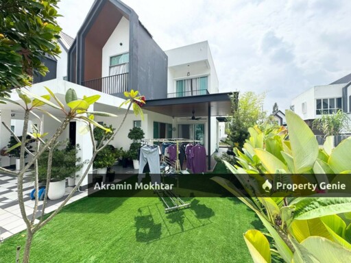 FREEHOLD, END LOT & FULLY RENOVATED | 2 Storey Garden Homes Ebonylane @ Eco Forest, Semenyih