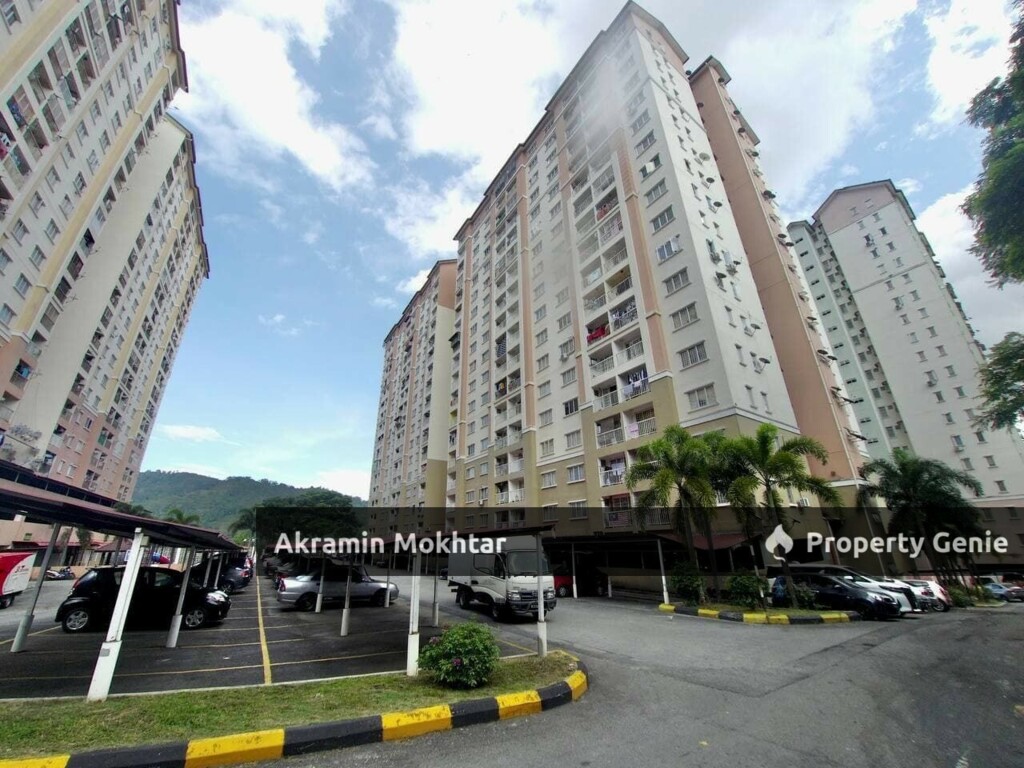 Lakeview Apartment Taman Jasa Perwira,Selayang.