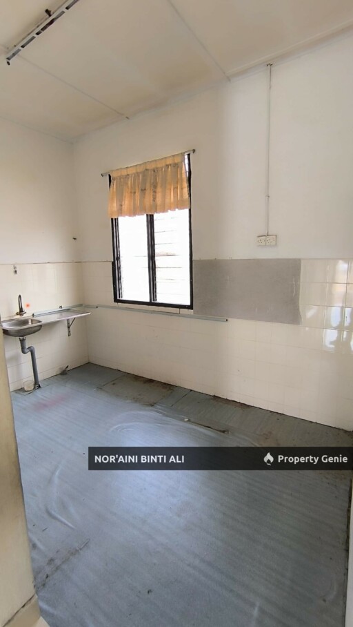 UTK DIJUAL TERES SETINGKAT INDERA MAHKOTA 2  (Lorong IM 2/18)
