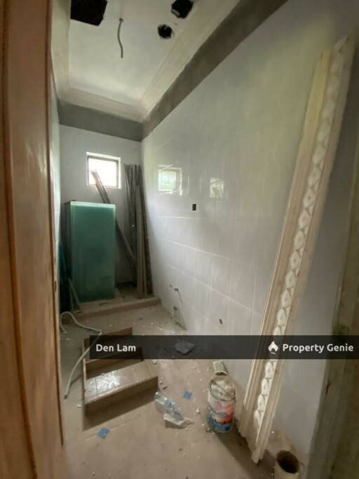 Bukit Tunku adjoining Bungalow House Below Value For sale !!