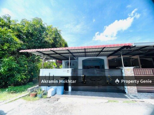 Freehold & Renovated | Taman Pahlwan  42500 Telok Panglima Garang Selangor