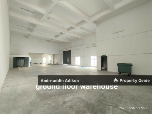 2.5 Storey Semi D Factory Seri Kembangan