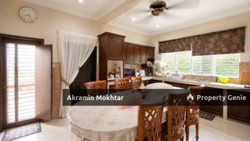 Corner Lot, Fully Renovated & Partially Furnished | Double Storey Bungalow House Perdana Heights U10, Shah Alam