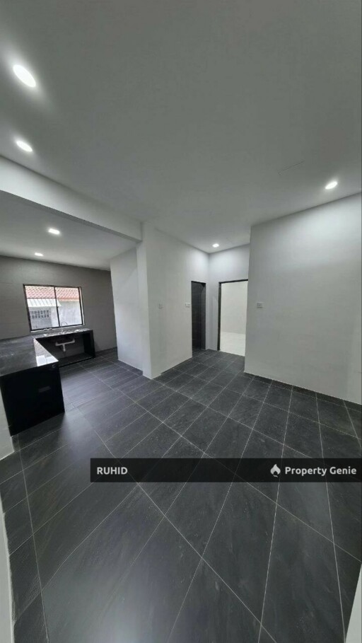 Bandar Putra Kulai Single Storey Terrace House 24x75 Unblock View