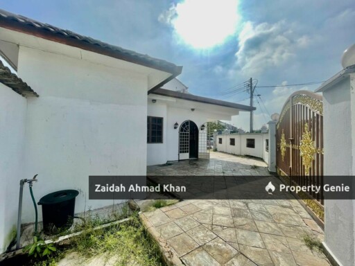 Double Storey SS 19 Subang Jaya Corner Lot Extended Hot Area For Sale
