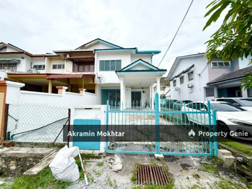 Freehold, End Lot & Renovated | Double Storey Bandar Puchong Jaya , Puchong