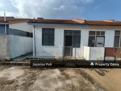 Taman Desa PD, 71200, Port Dickson, Negeri Sembilan FOR SALE