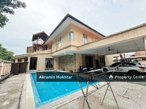 FREEHOLD, CORNER LOT & FULLY RENOVATED | 3 Storey BUNGALOW with POOL Jalan Kubah, Bukit Jelutong
