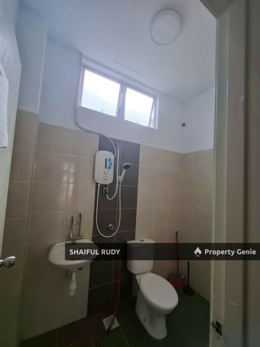 2 Storey Terrace Bandar Mahkota Banting