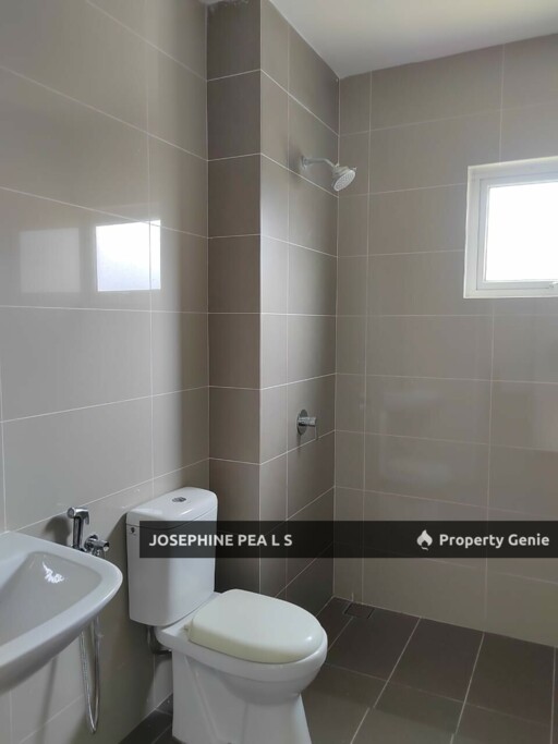 Limited Corner 2 Storeys Semi D @ Amverton Hills Sungai Buloh For SALE