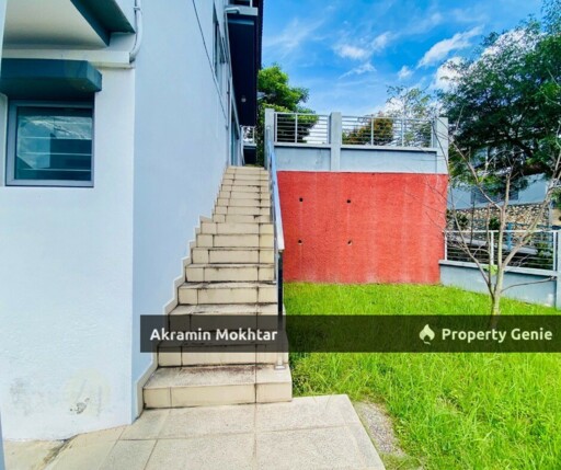FREEHOLD & CORNER LOT | SERING UKAY  2.5 STOREY SUPERLINK