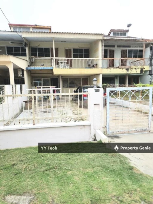 Ujong Pasir Double Storey Terrace
