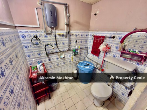 Freehold & Renovated | 2 Storey Terrace Jalan Indah Taman Selayang Indah, Selayang Selangor