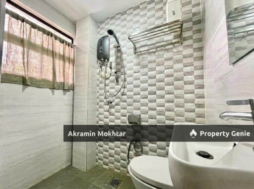 FREEHOLD, GROUND FLOOR, FACING POOL & 1 PARKING | Catalina Villa Condominium