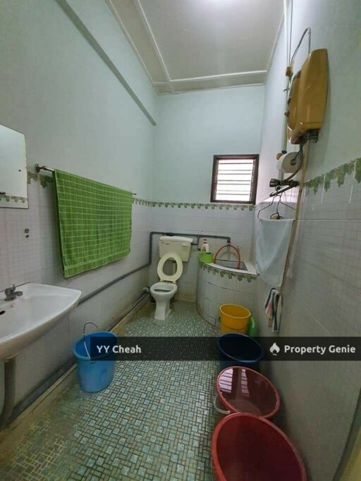 Menglembu Ipoh Taman Sri Intan Double Storey House For Sale 22x70, Renovated & Good Condition