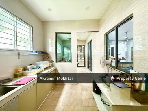 Freehold & Fully Renovated | 3 Storey Semi-D Taman Saujana Suria Kajang