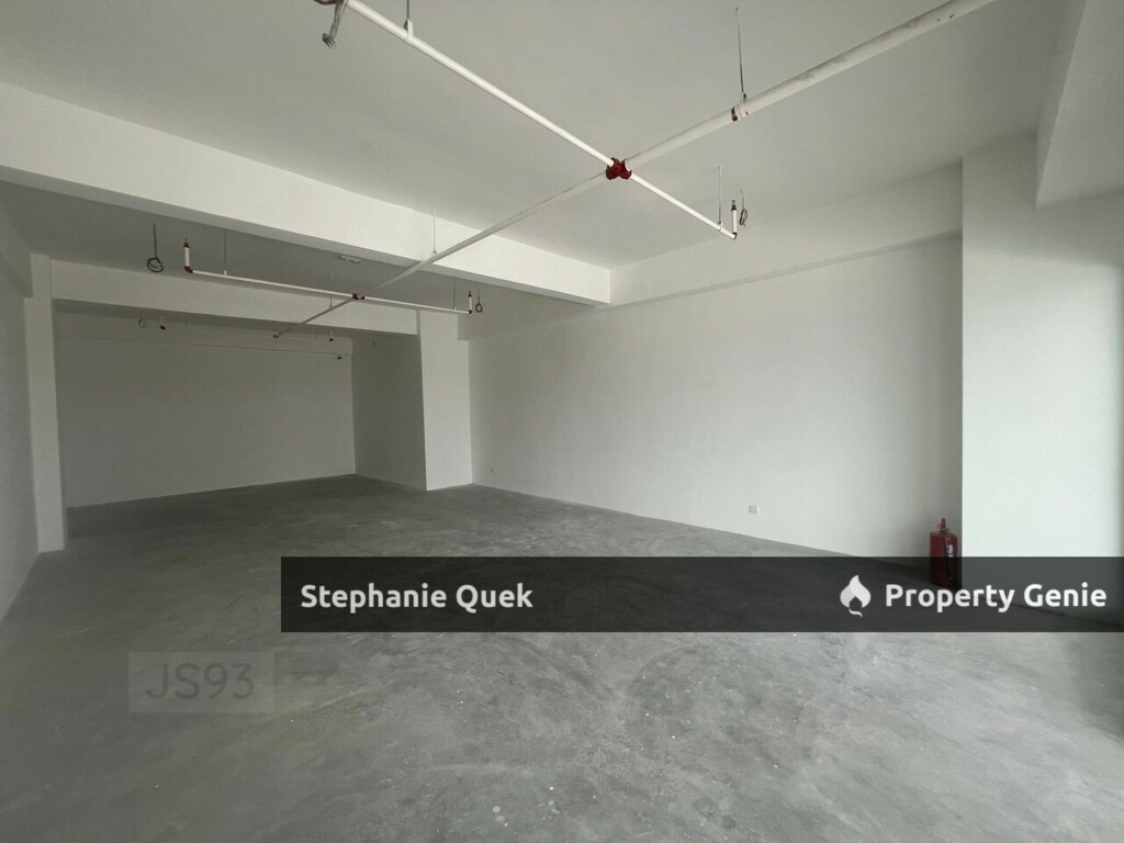 Bdr Bukit Tinggi Klang Brand New Trio Walk Shop Lot For Rent (Facing Main Road)