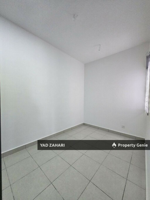 Cassia Residence, Cyberjaya | RM1900 - Partly Furnished and Full Kitchen Cabinet
