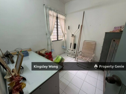 Taman Pinji Mewah Double Storey Terrace House Well Maintain Condition Fully Loan Available Near Aeon Mall Pengkalan Botani