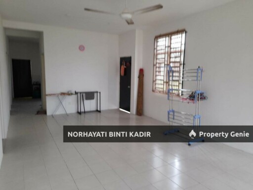 SEMI-D GAMBANG JAYA 1, GAMBANG