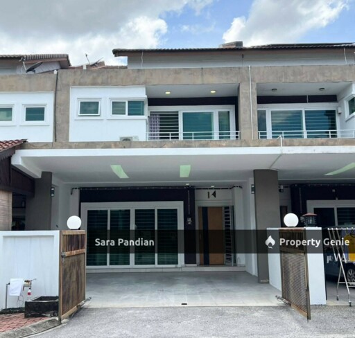 Freehold Botani Large Double Storey House