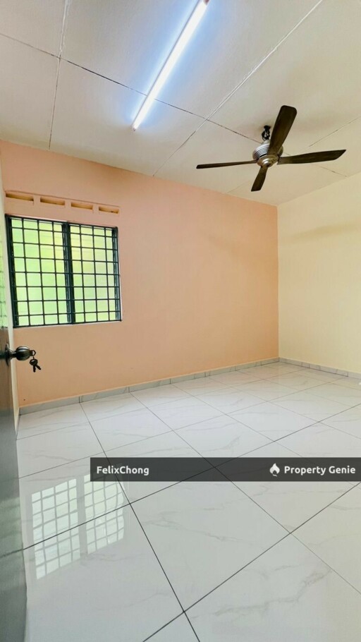 Taman Midori 2 Sty Low Cost,Jalan Midori,Simpang Renggam,Renovated