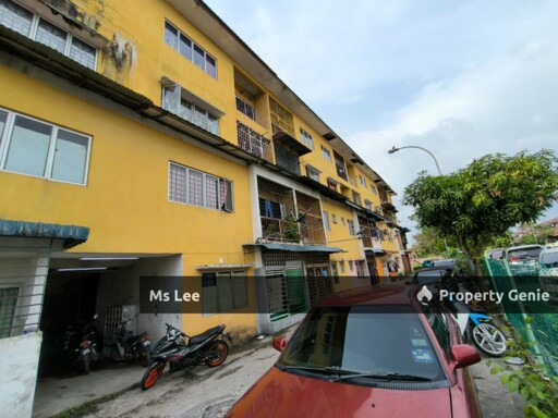 Pangsapuri Taman Mesra / Taman Klang Indah Apartment, Klang - 3rd Floor Top Floor