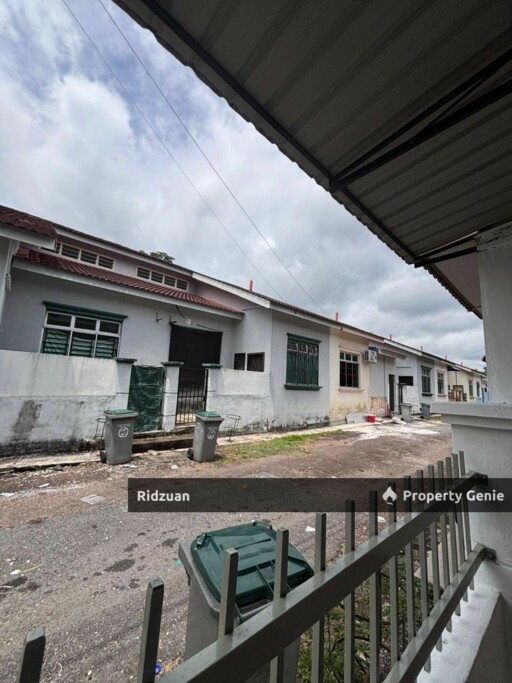 Single Storey House, Taman Putrimas, Simpang Renggam