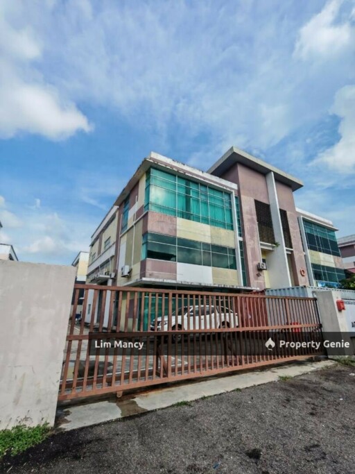 Tiong Nam Silc Gelang Patah Semi Detached Medium Industrial For Sale