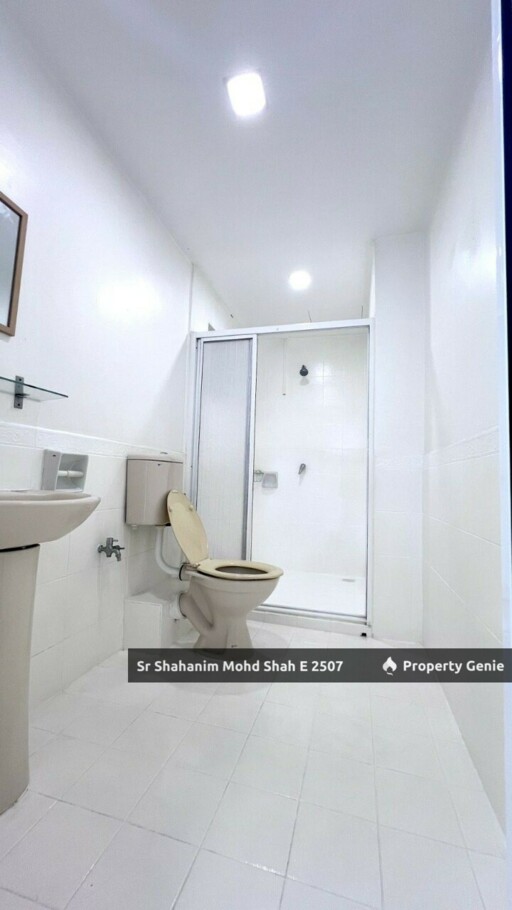 APARTMENT FOR SALE - ANGGERIK VILLA 2, KAJNAG, SELANGOR