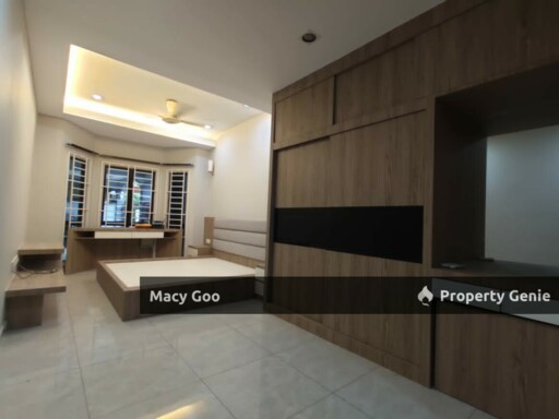 Single Storey Endlot  RENOVATED Taman Merdeka Batu Berendam