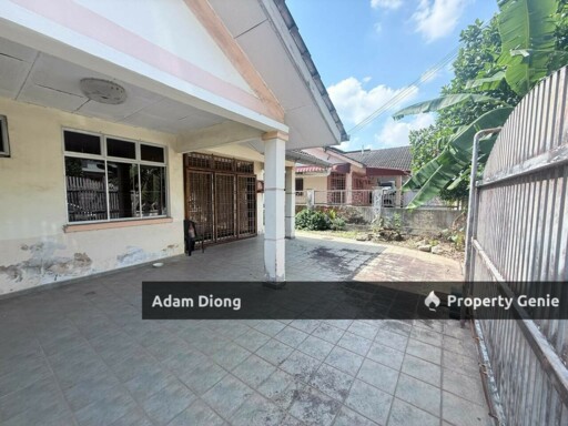 Jalan Api-Api , Taman Megan Ria