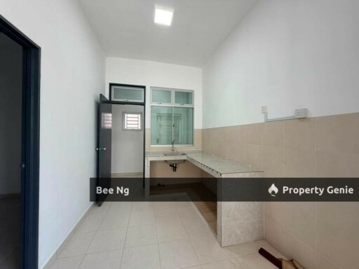 Cassia @ Pulai Mutiara 2.5 Storey Terrace End Lot With Land