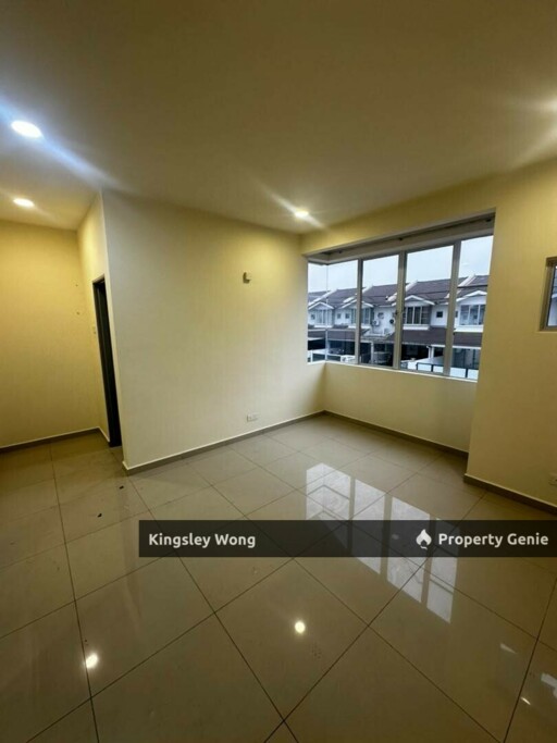 Pakatan Jaya Double Storey Terrace House Good Condition Never Occupied